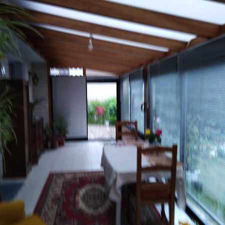 Chez Myla Chambre Avec Tv Ecran Plat Et Salle De Bain Privative ブールジュ エクステリア 写真